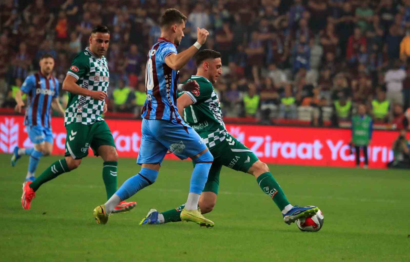 Ziraat Türkiye Kupası: Trabzonspor: 1 - Konyaspor 0 (İlk yarı) 24 ziraat turkiye kupasi trabzonspor 1 konyaspor 0 ilk yari 20 WWm6NYeu