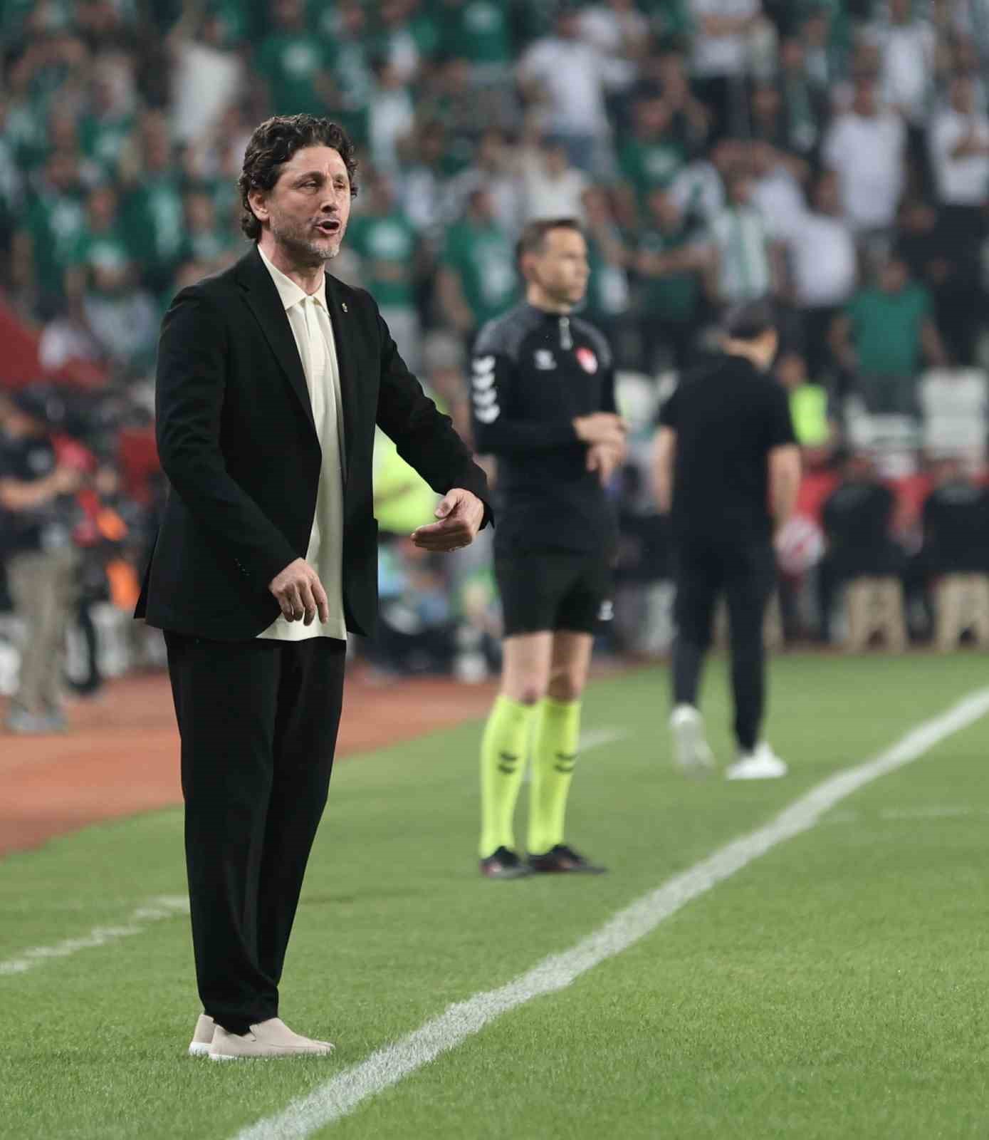 Ziraat Türkiye Kupası: Trabzonspor: 1 - Konyaspor 0 (İlk yarı) 45 ziraat turkiye kupasi trabzonspor 1 konyaspor 0 ilk yari 41 2ukFUZkN