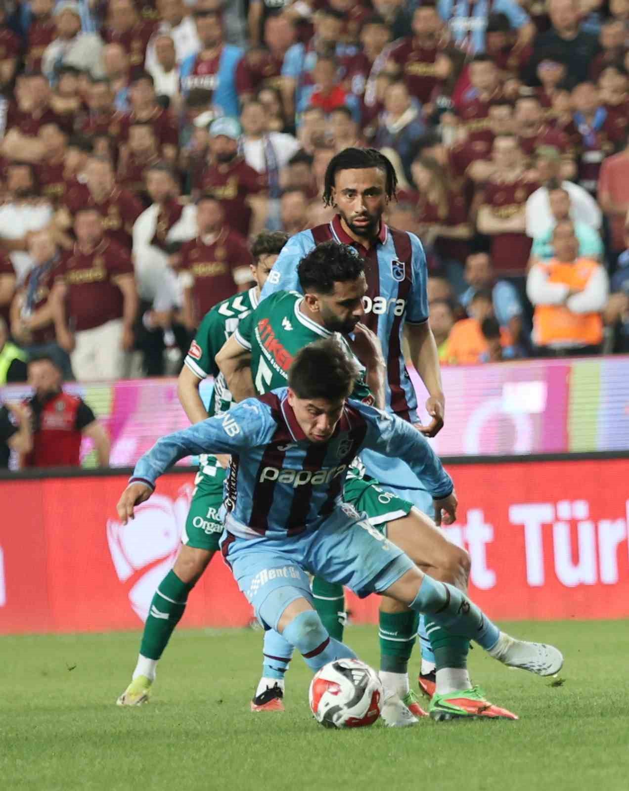Ziraat Türkiye Kupası: Trabzonspor: 1 - Konyaspor 0 (İlk yarı) 46 ziraat turkiye kupasi trabzonspor 1 konyaspor 0 ilk yari 42 Ti5ucwrH