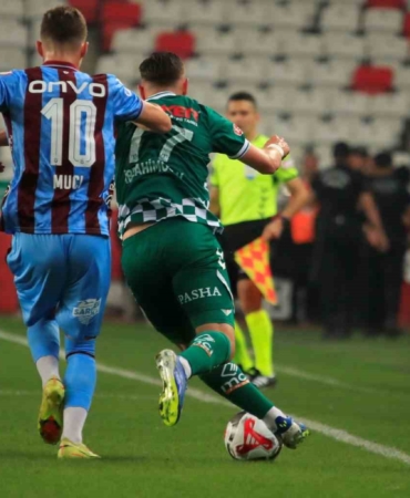 ziraat-turkiye-kupasi-trabzonspor-1-konyaspor-0-ilk-yari-sZeaGTaH.jpg
