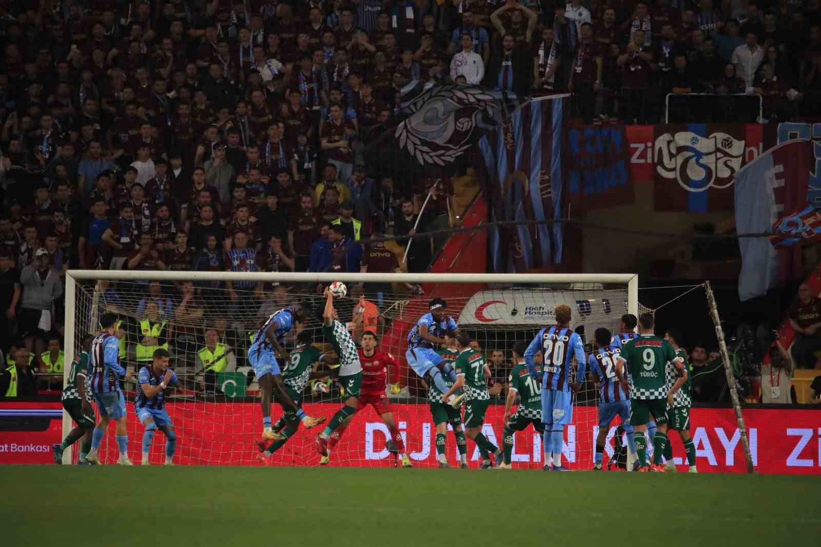 ziraat turkiye kupasi trabzonspor 2 konyaspor 1 mac sonucu 27 VFnl37wX