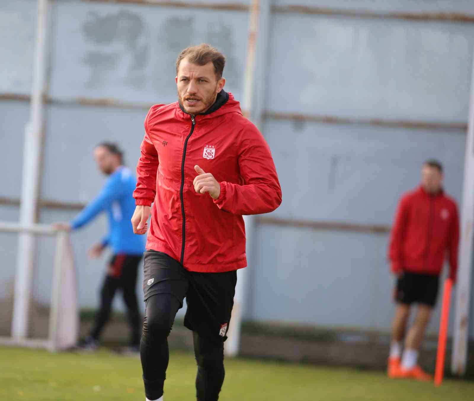 Ziya Erdal yeniden Sivasspor’da 4 ziya erdal yeniden sivassporda 0 XHHvTcgk