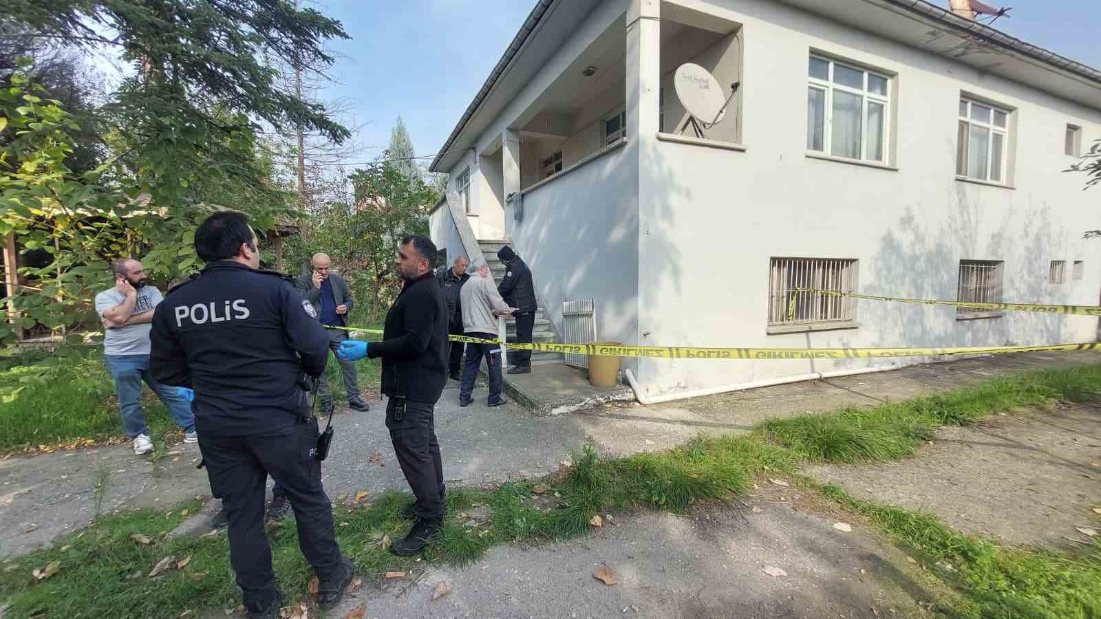 ziyarete gelen enistesi evde cansiz bedenini buldu 2 uqZL2Ags