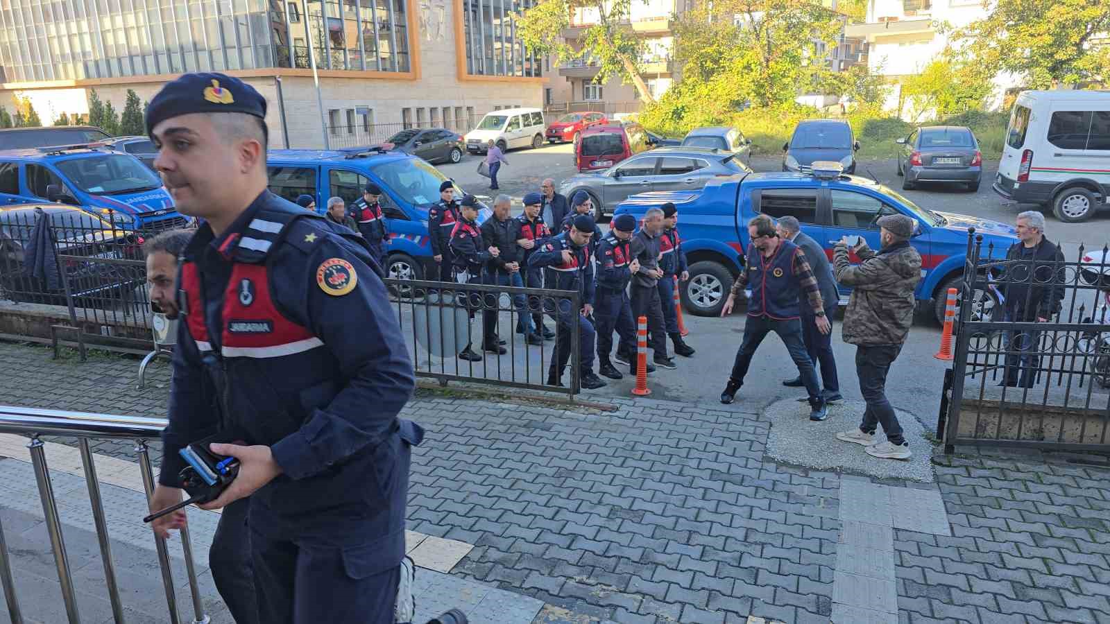 Zonguldak’ta 12 yıl önce bakkalda öldürülen İlyas Kasım cinayetinde 3 şüpheli gözaltında 7 zonguldakta 12 yil once bakkalda oldurulen ilyas kasim cinayetinde 3 supheli gozaltinda 3 PIzNH9DZ