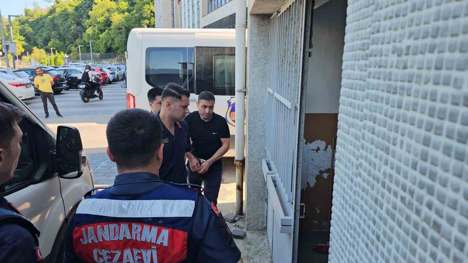 zonguldakta 18 yillik cinayet davasinda 4 sanik hakim karsisina cikti 4 41zGTWu4