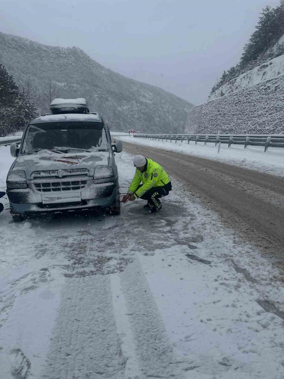 zonguldakta 198 koy yolunu acmak icin calismalar suruyor 3 y831OOfV