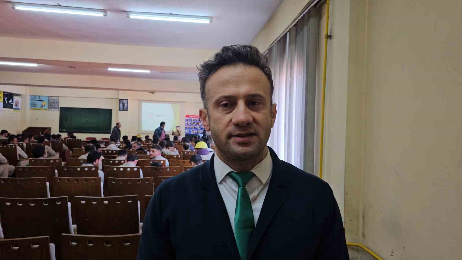 zonguldakta 9 bin 200 madenciye bagimlilikla mucadele egitimi 0 BHhnTrd5