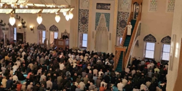 zonguldakta-bayram-namazi-kilindi-rpVftfBq.jpg