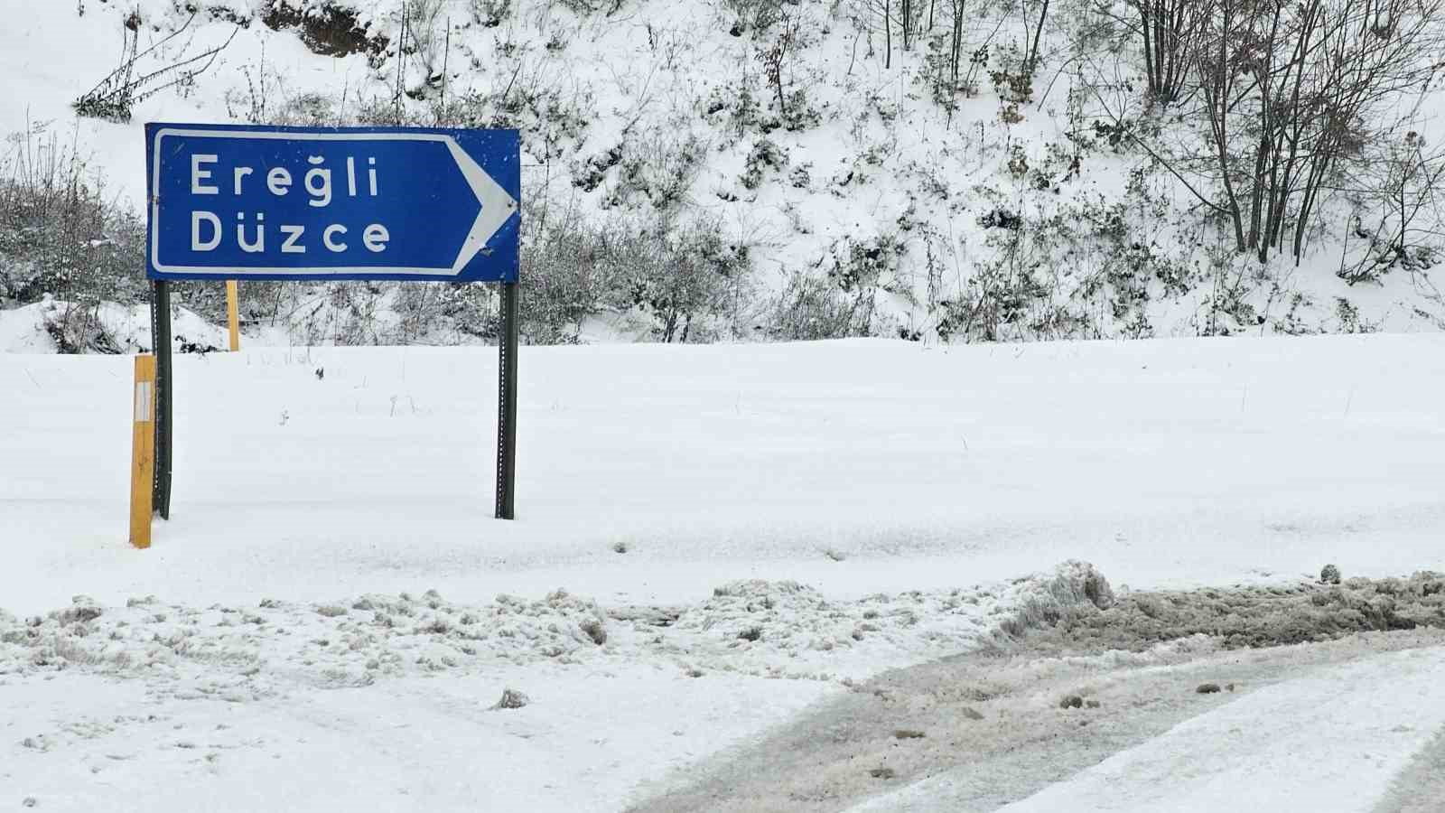 zonguldakta ekiplerin karla mucadele calismalari suruyor 1 L5FiQHTZ