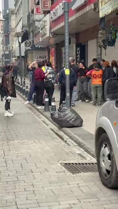 zonguldakta iki grup arasinda cikan kavga polis mudahalesiyle sona erdi 1 jbwh2er3