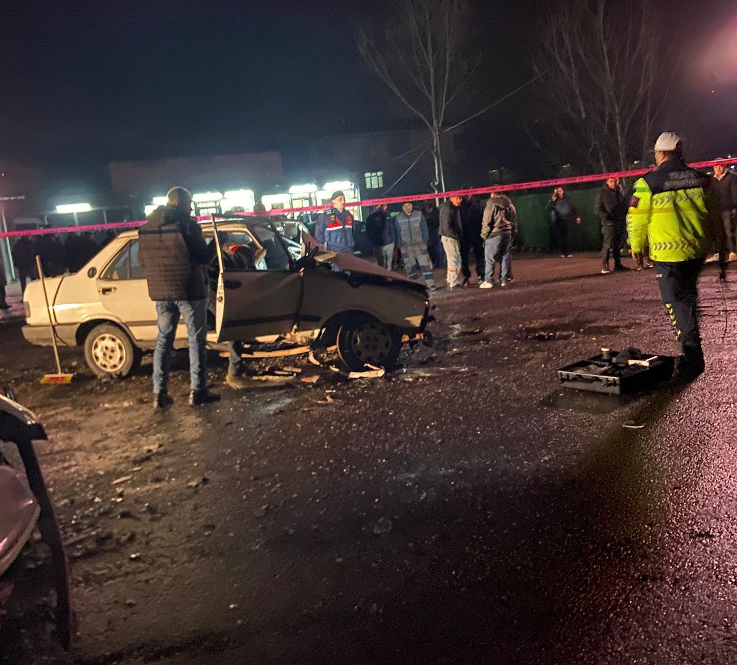 zonguldakta isci servisi otomobille carpisti 6 yarali 0 6mk1VybG