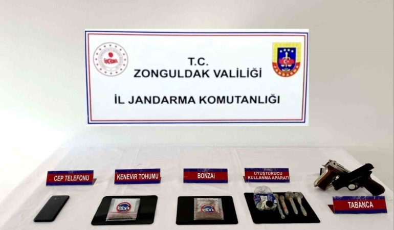 zonguldakta-jandarmadan-uc-ayri-narkotik-operasyonu-3-supheli-yakalandi-FmUsRw1N.jpg