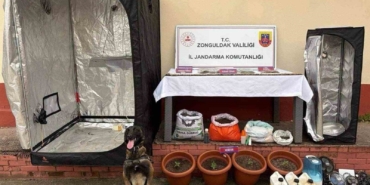 zonguldakta-jandarmanin-uyusturucu-operasyonunda-2-supheli-tutuklandi-7B6L66Tp.jpg