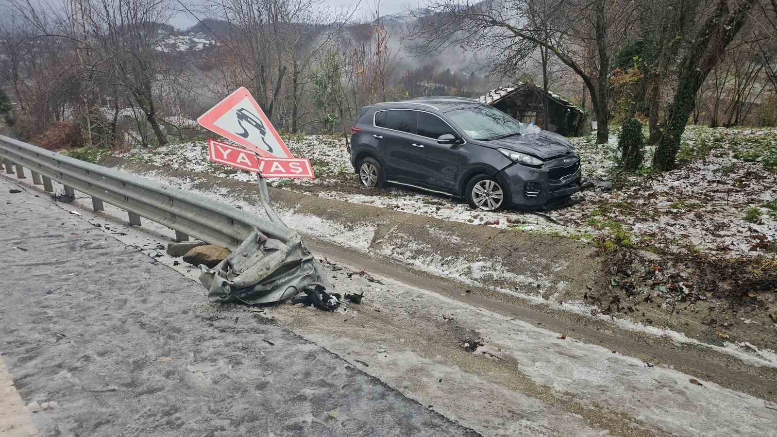 zonguldakta kar yagisi kazayi beraberinde getirdi 2 kisi yaralandi 1 i35zMrOZ