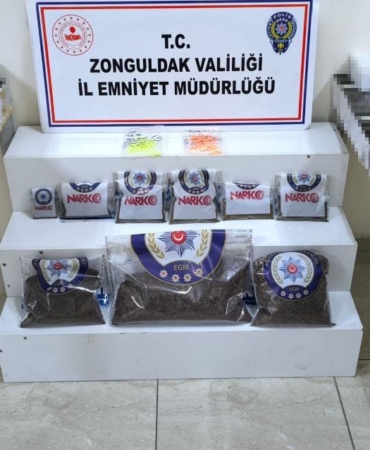 zonguldakta-narkotik-operasyonda-8-supheli-yakalandi-ldIubvvJ.jpg