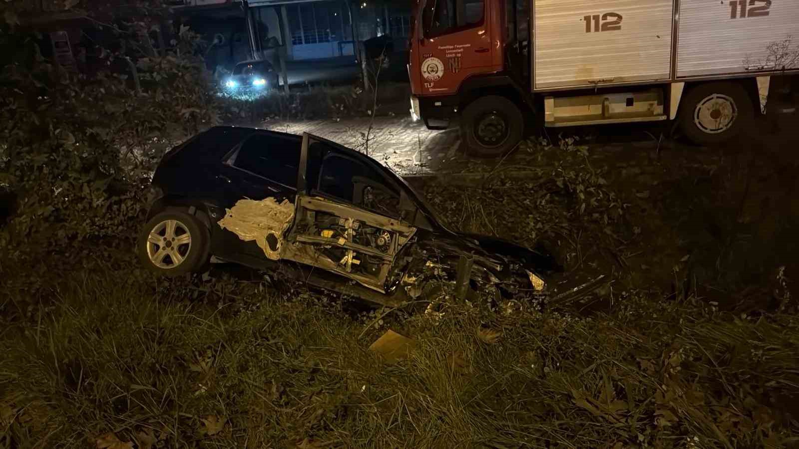 Zonguldak’ta otomobil şarampole uçtu: 2 yaralı 5 zonguldakta otomobil sarampole uctu 2 yarali 1 ufjPE4v7