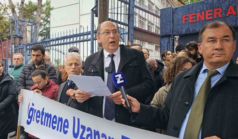zonguldakta-veli-tartistigi-ogretmeni-yuzunden-yaraladi-Erv3SeDa.jpg