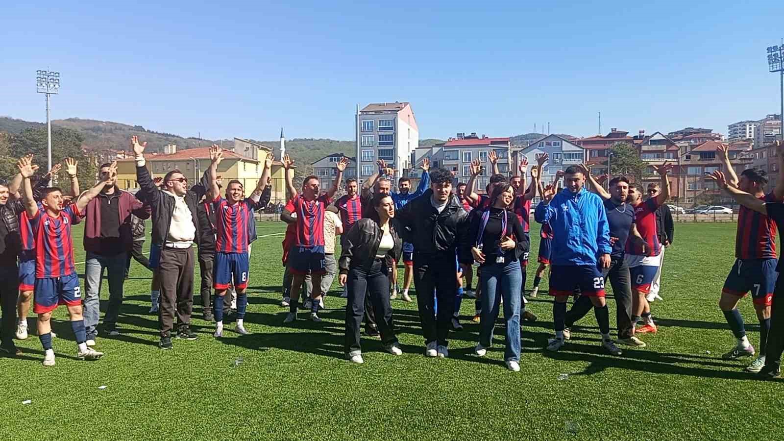 zonguldakta yesil sahada cifte mutluluk 1 kjEukpZU