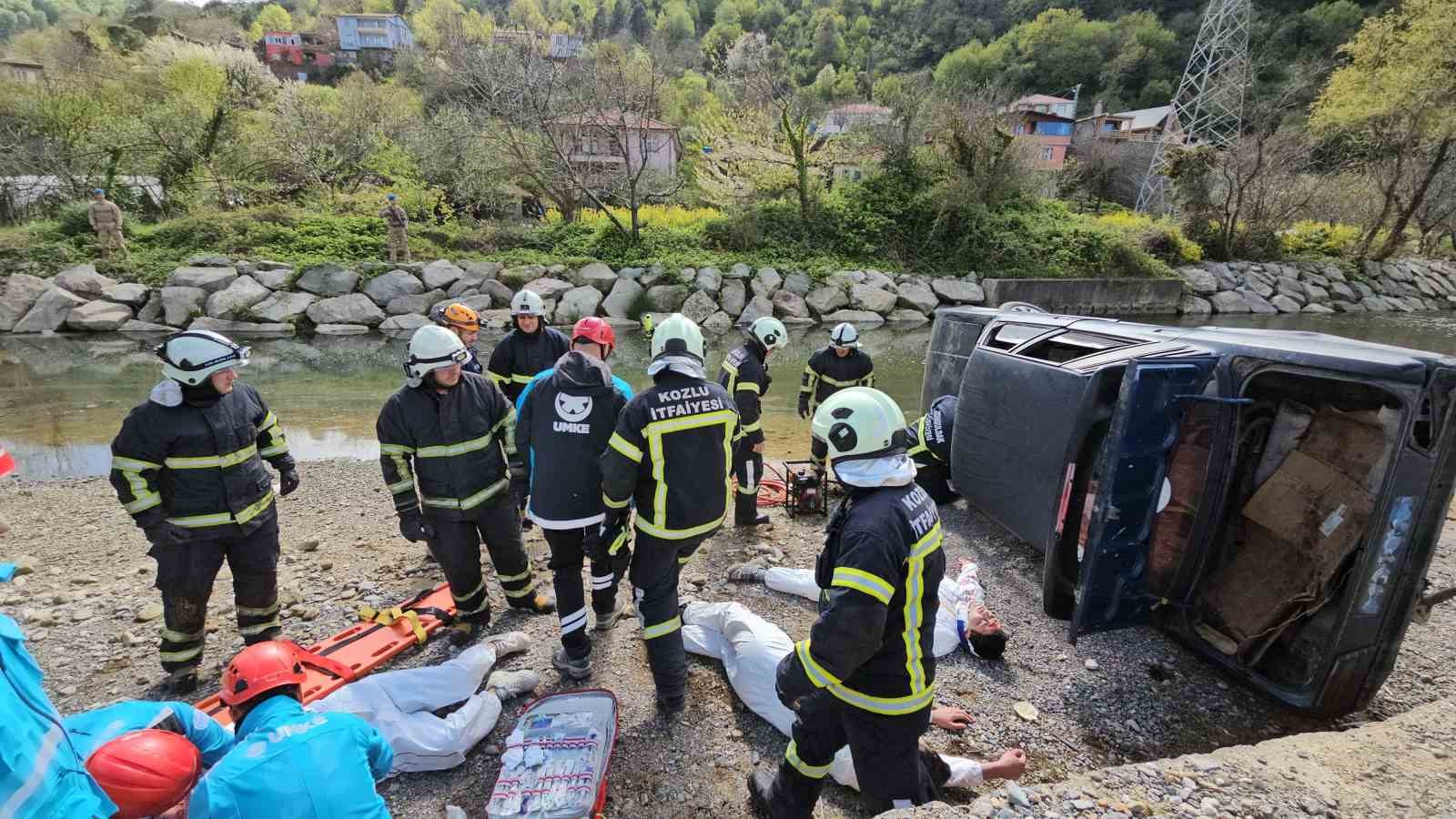 zonguldaktaki sel ve taskin tatbikati gercegini aratmadi 0 MM18KYzr