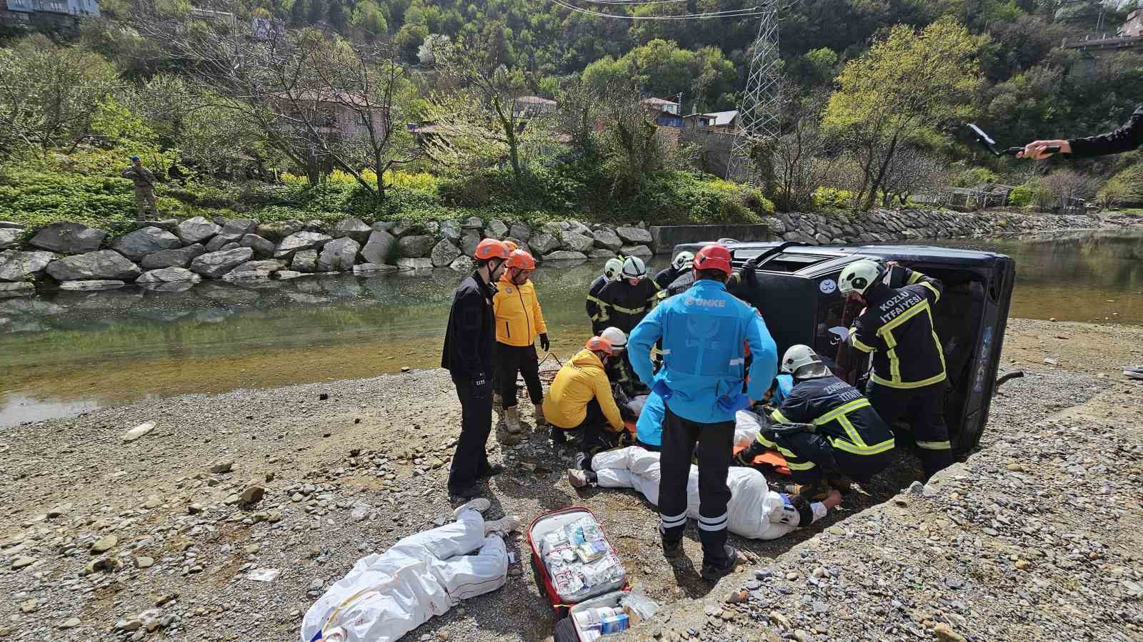 zonguldaktaki sel ve taskin tatbikati gercegini aratmadi 2 mMnWbIsb
