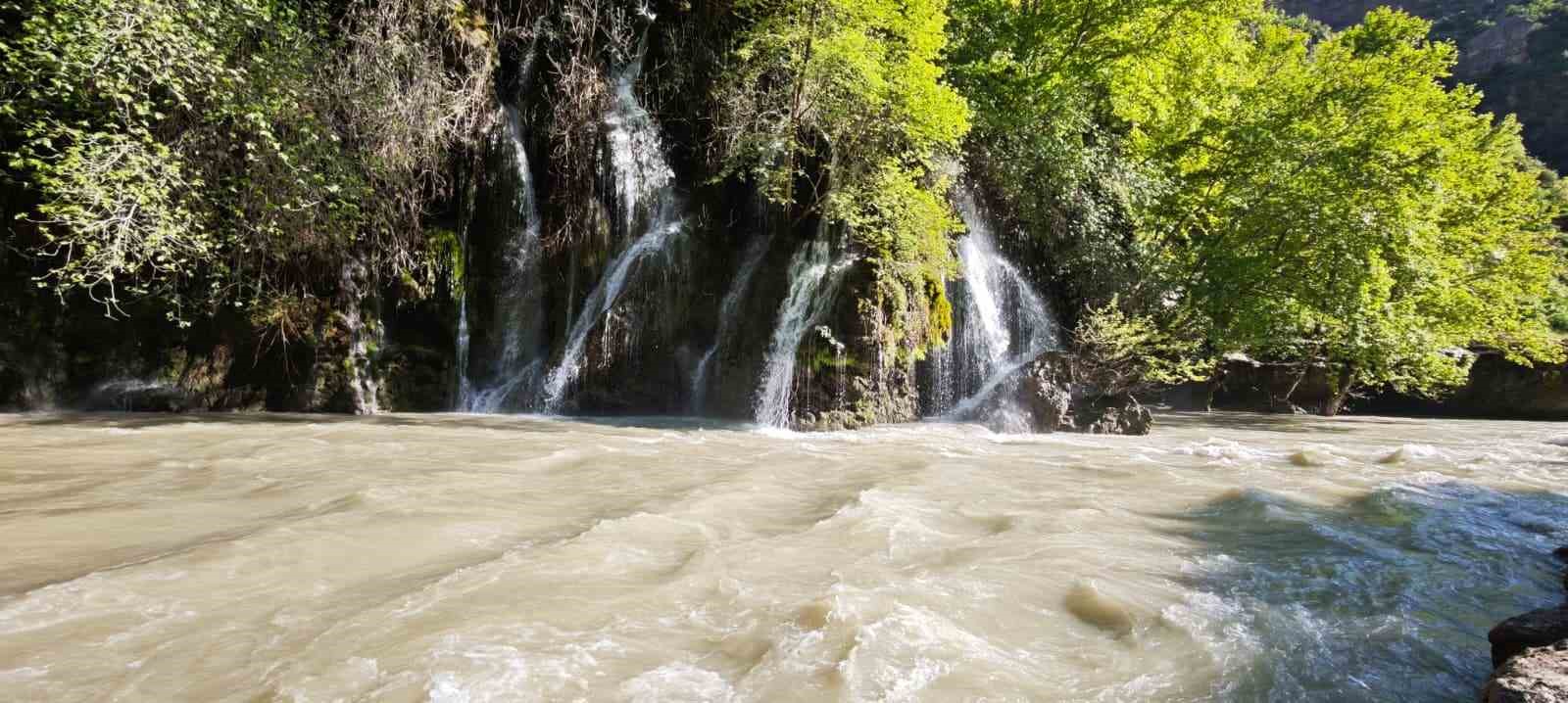 zore kanyonu ve selalesi gorenleri hayran birakiyor 5 NSV1WVVG